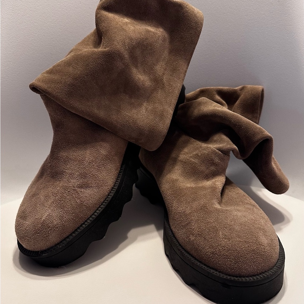 Stylish Brown Suede Boots